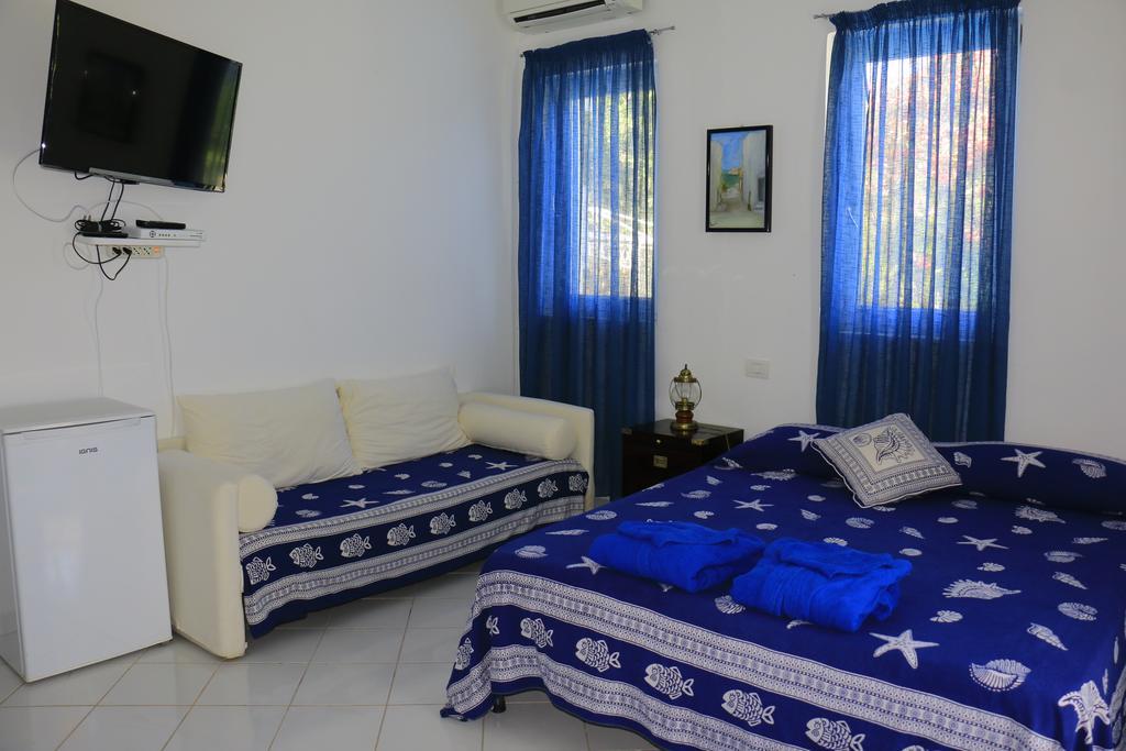 Cala Cavone Guest House Ponza Exteriör bild