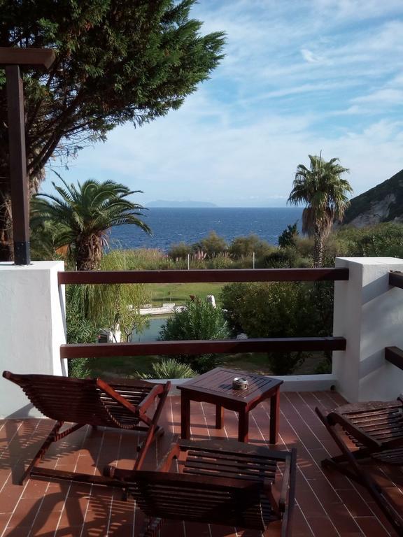Cala Cavone Guest House Ponza Exteriör bild
